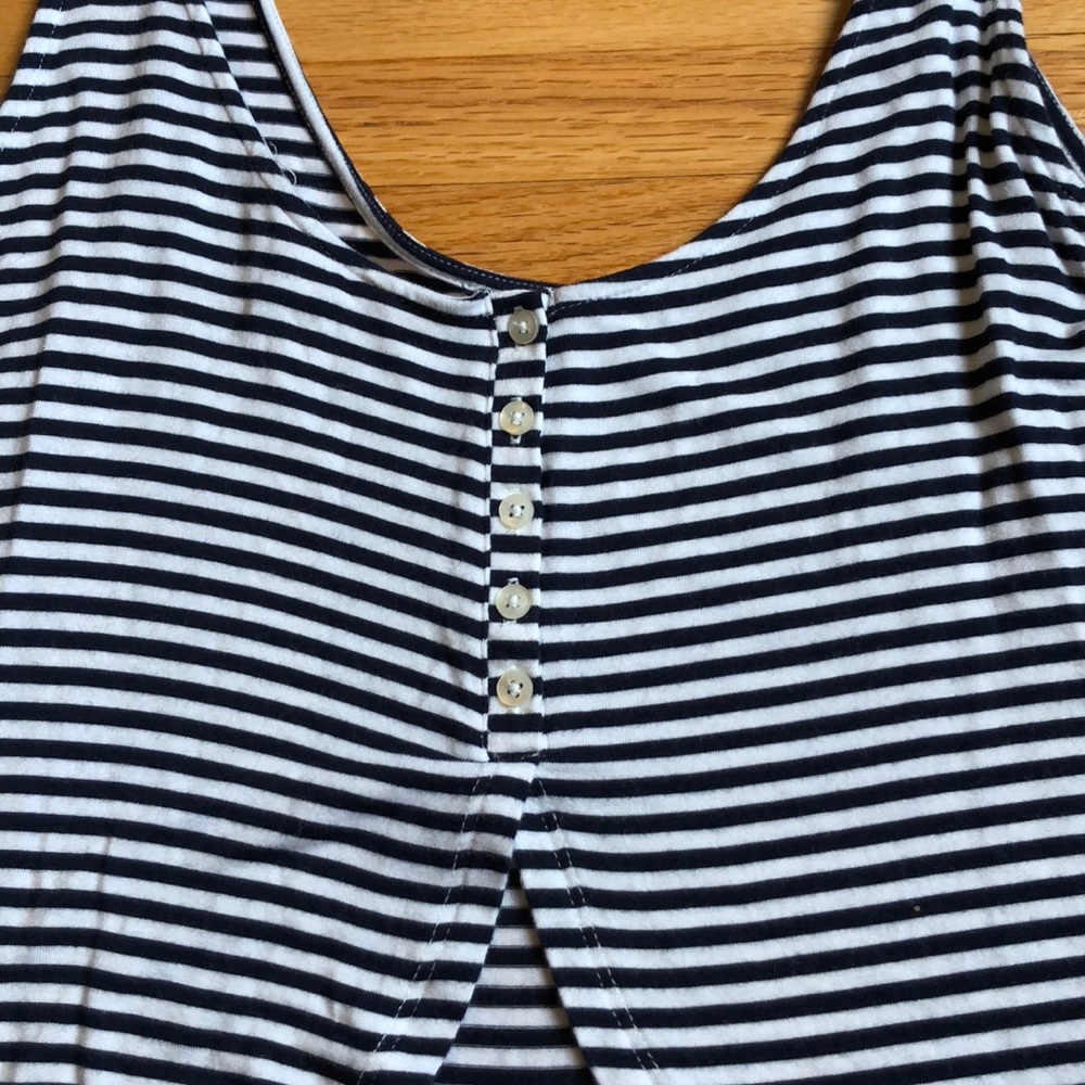 Crop top - Picture 3 of 3